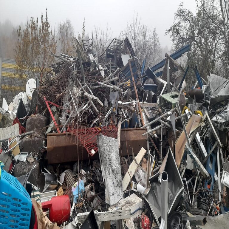 Führen Sie Ihren Metallschrott dem Schrott-Recycling zu in Solingen