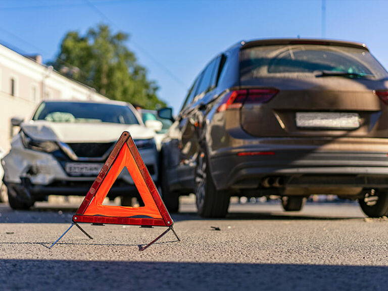 Unfallbericht erstellen: Wichtige Tipps vom Gutachter für eine objektive Darstellung